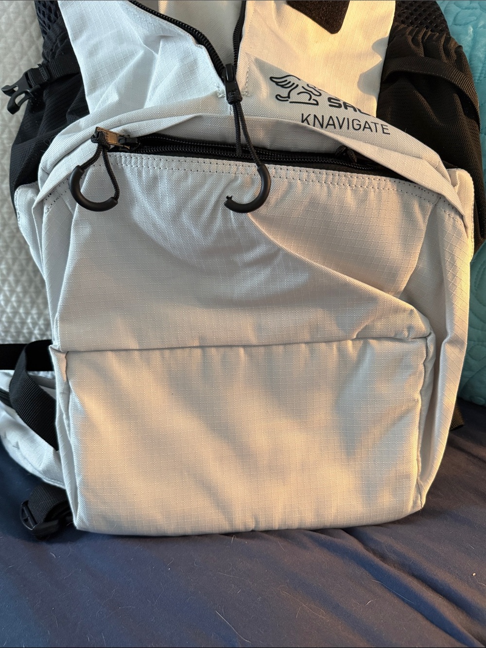Knavigate | Advanced Dog Carrier with Internal Frame & Hip Belt - Small - Picture 4 of 5